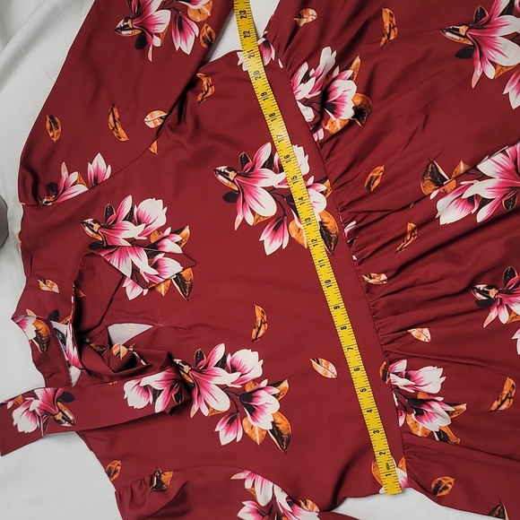 Shein Curve red long sleeve floral red top sz 1xl - Picture 8 of 11